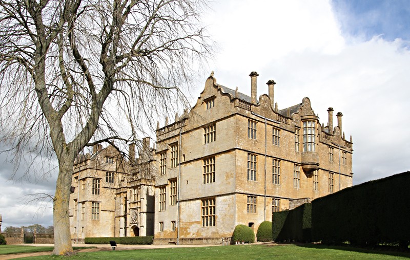 4 Montacute House